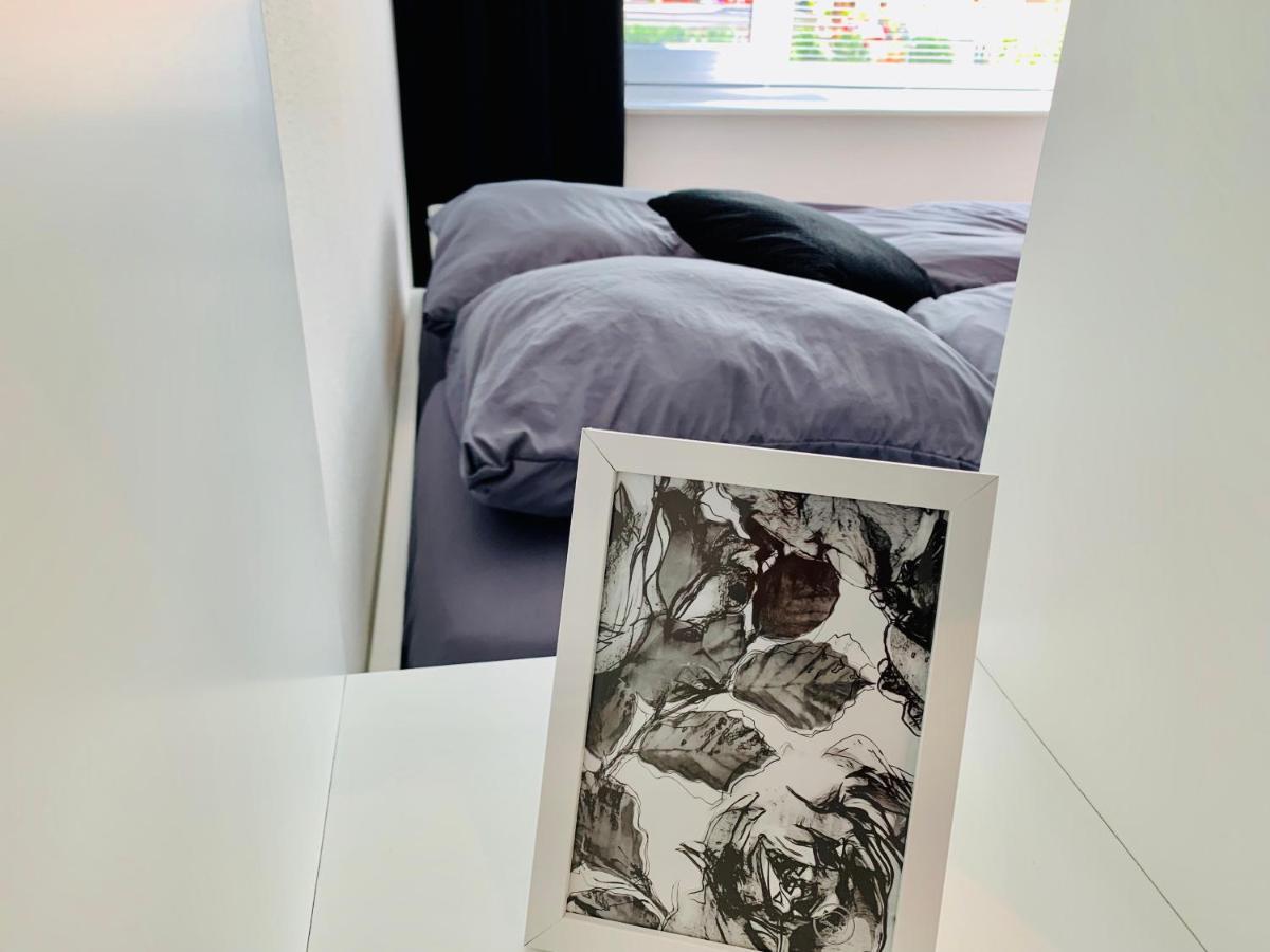 Moderner Bungalow, 20 Minuten Bis Hannover City, 24H Check-In Garbsen Exteriér fotografie